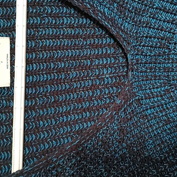 ❄️2 for 20! Old Navy Blue/Black Sweater - Picture 5 of 8